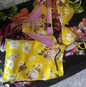 Trangl bikini with matching drawstring bag